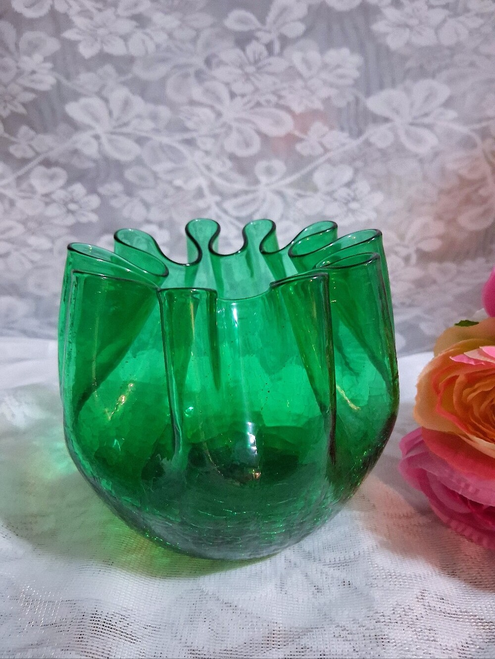 Vintage Art Glass Emerald Crackle Bowl Vase Ribbon Rim Ruffle